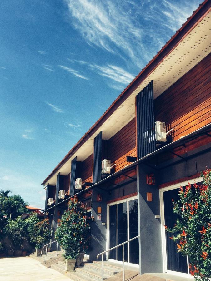 Boutique Family Room Phitsanulok Bagian luar foto